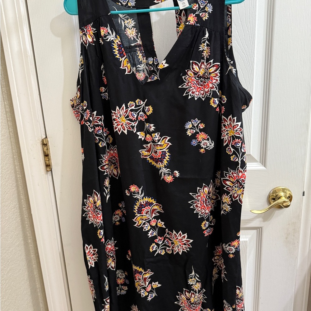 Old Navy Black Floral Sleveless Dress